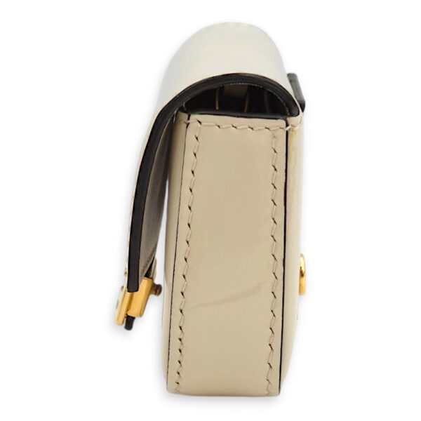 Nano Baguette Belt bag Cream Charm in Patent Leather, Gold hardware - Image 4