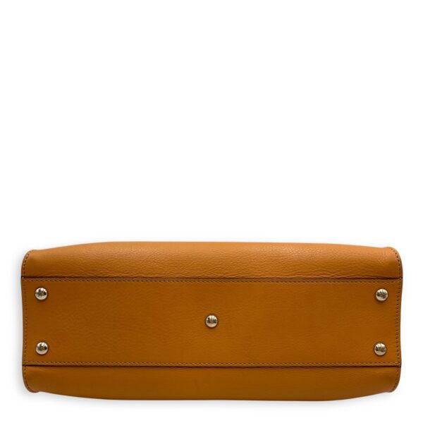 Peekaboo Medium Yellow Shoulder Bag in Calfskin, Silver hardware - Image 6