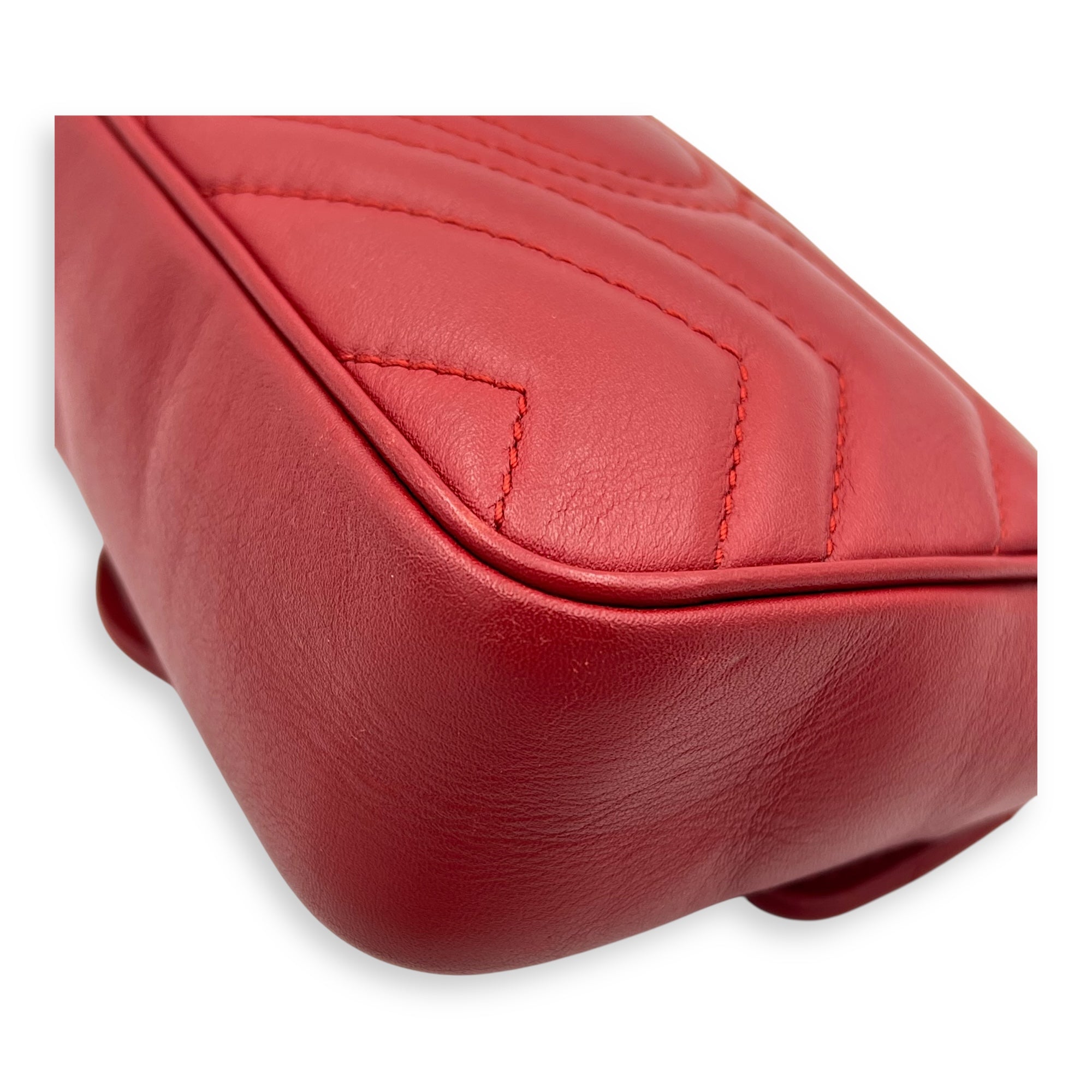 GG Marmont Super Mini Red Shoulder Bag in Calfskin, Gold hardware - Image 8