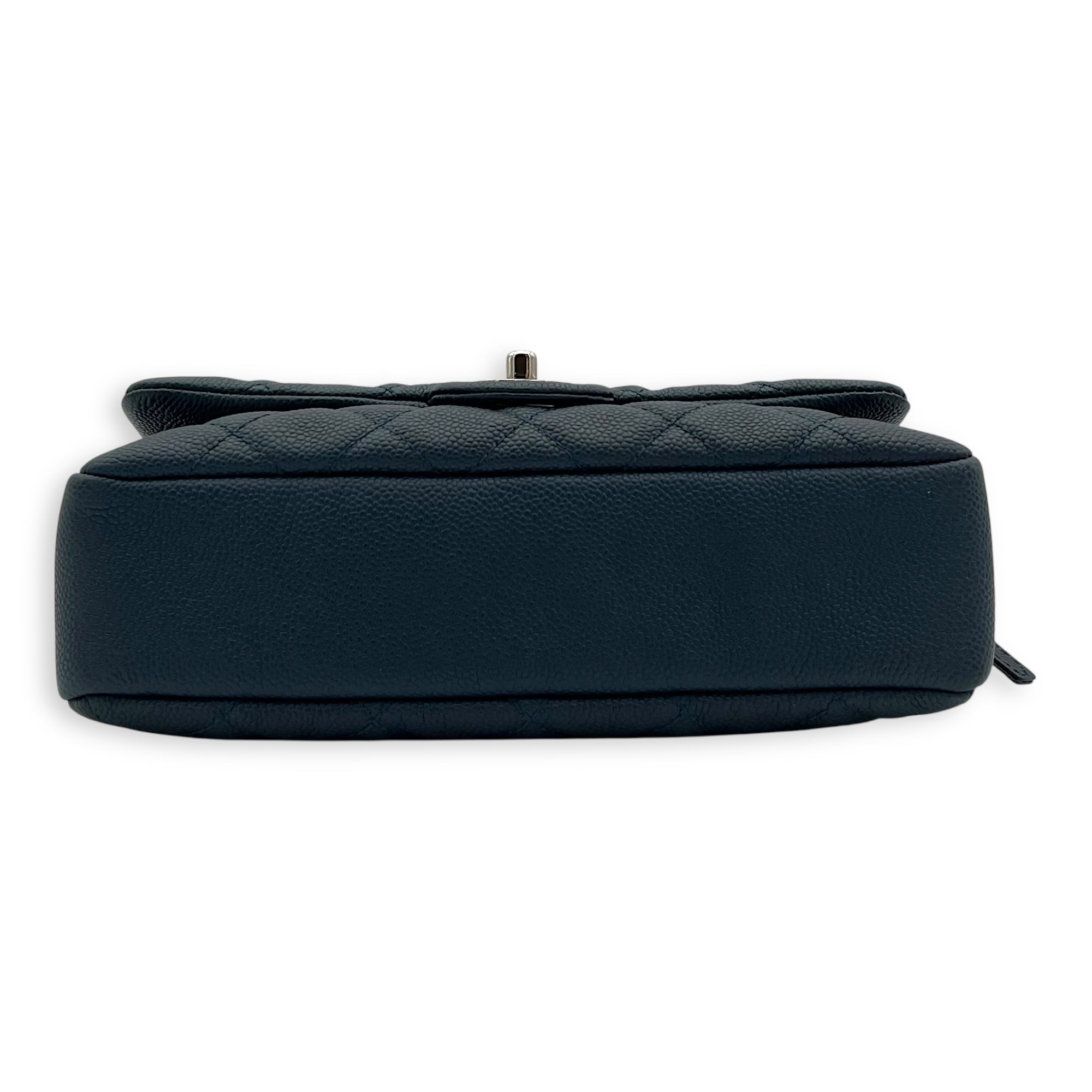 CC Shoulder Bag Blue in Caviar Leather, Silver hardware - Image 6