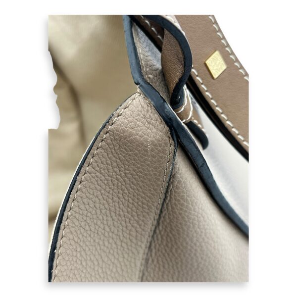 Hammock Shoulder Bag Small Beige in Calfskin, Gold hardware - Image 8