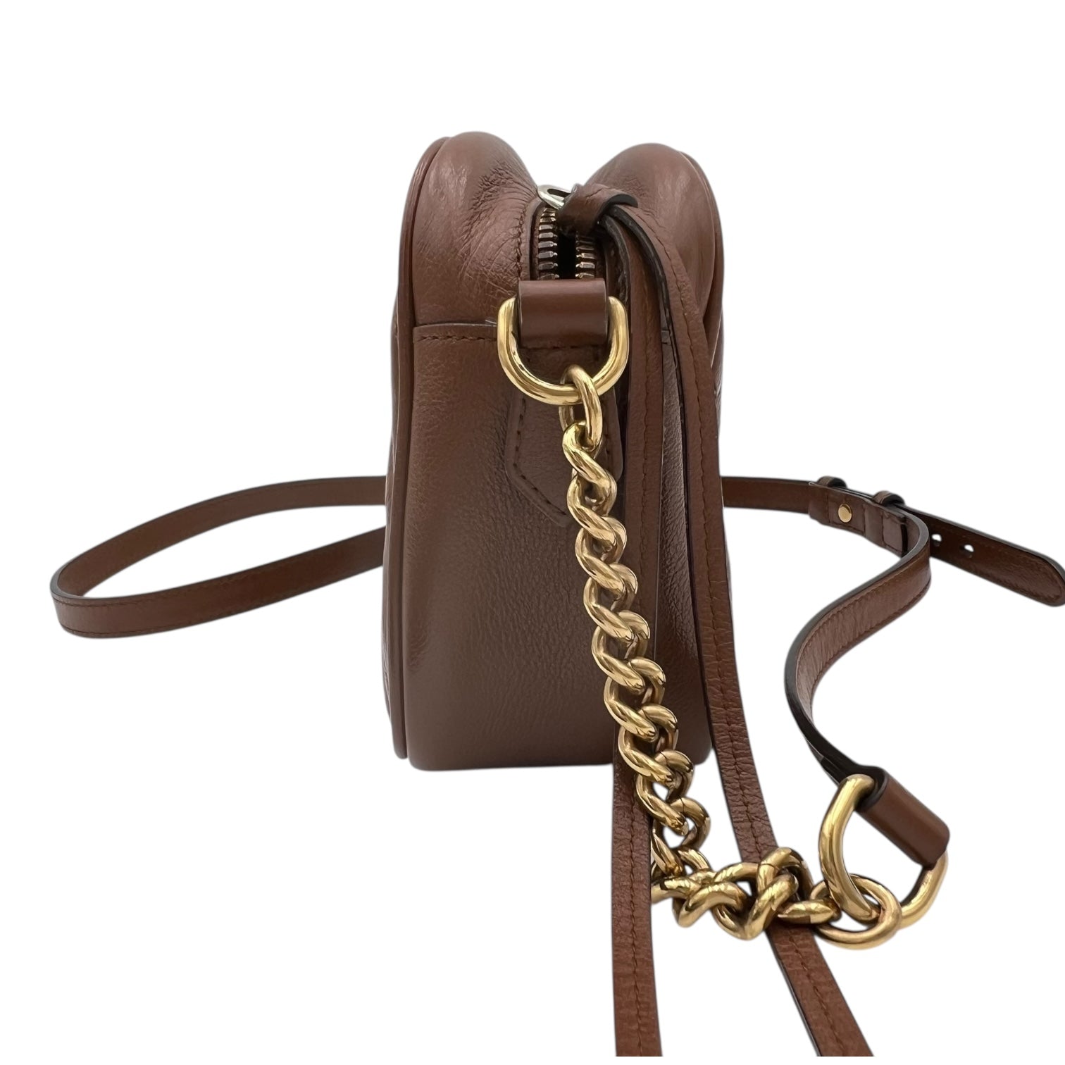 GG Marmont Small Gold Shoulder Bag in Calfskin, Gold hardware - Image 5