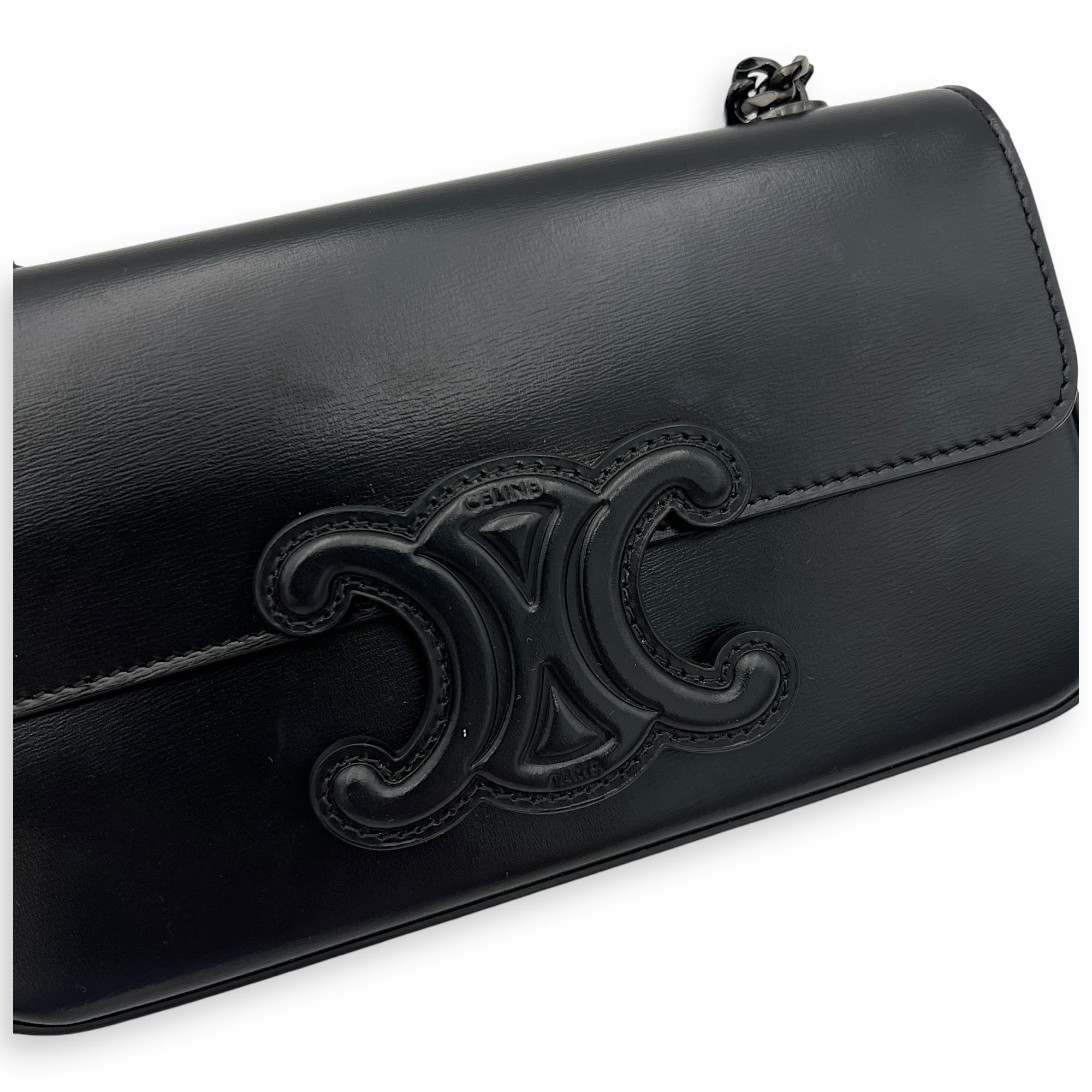 Triomphe Chain Black Shoulder Bag in Calfskin, Acetate hardware - Image 8