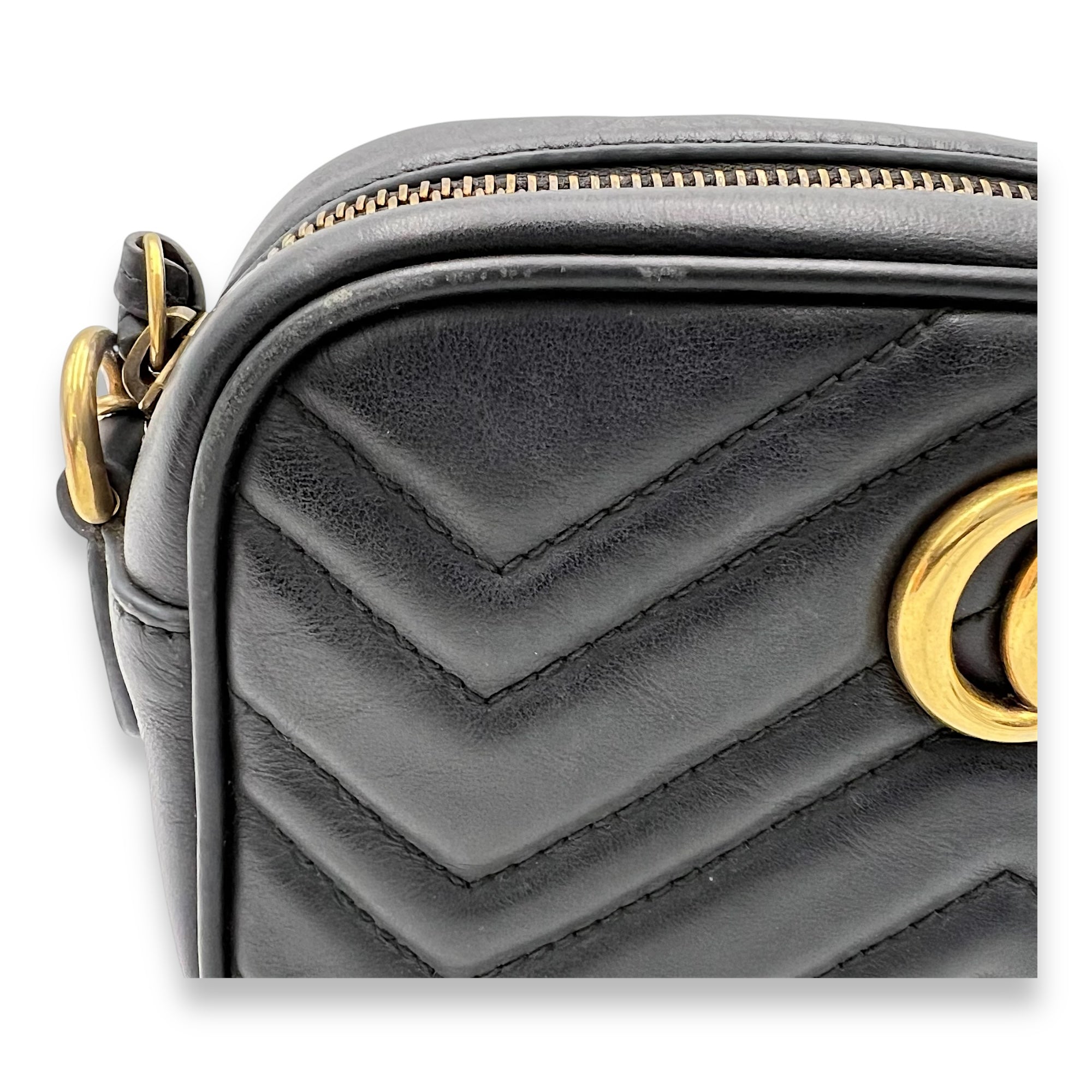 GG Marmont Crossbody Bag Mini Black in Calfskin, Gold hardware - Image 9